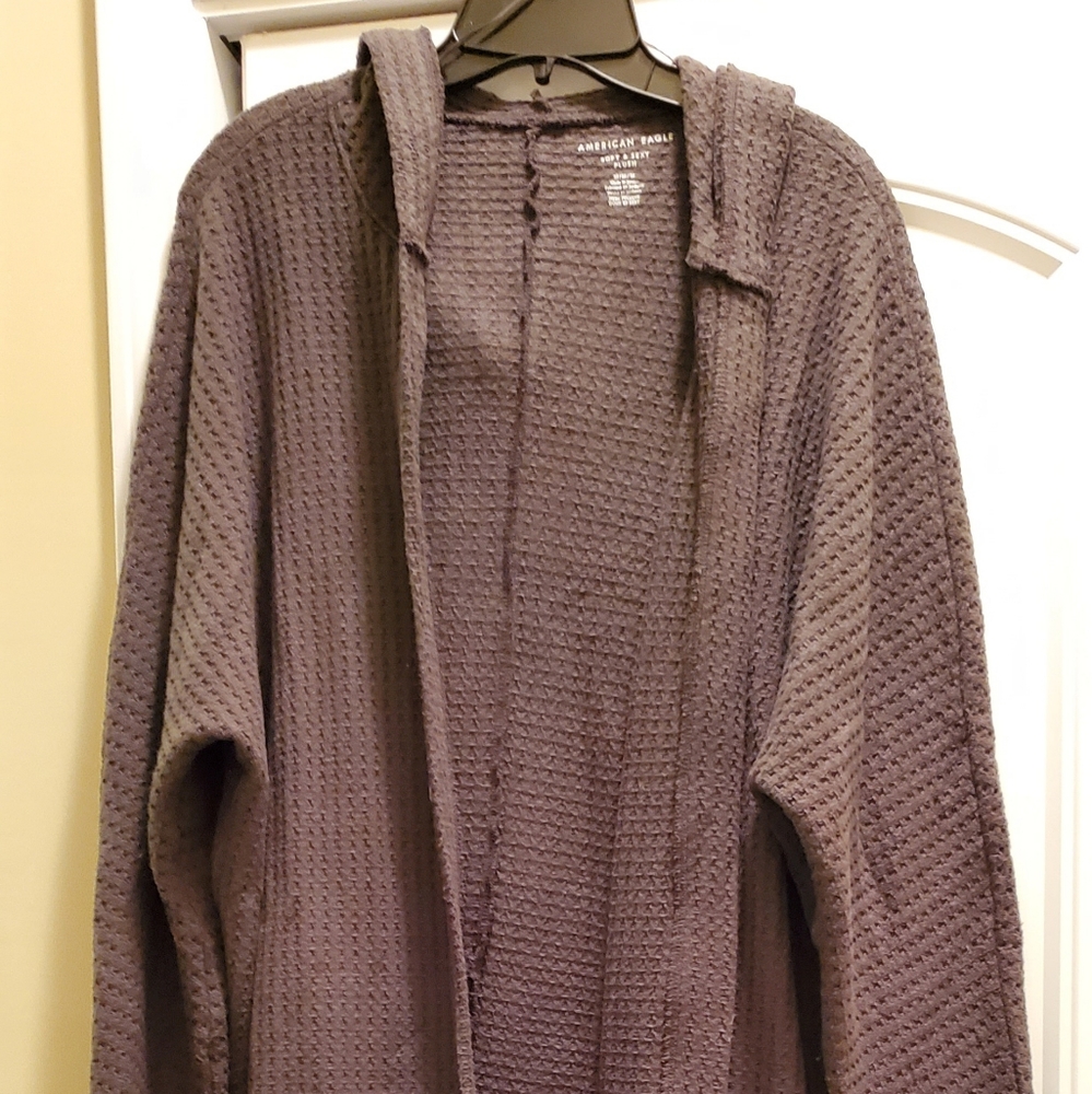 AMERICAN EAGLE HOODED SWEATER